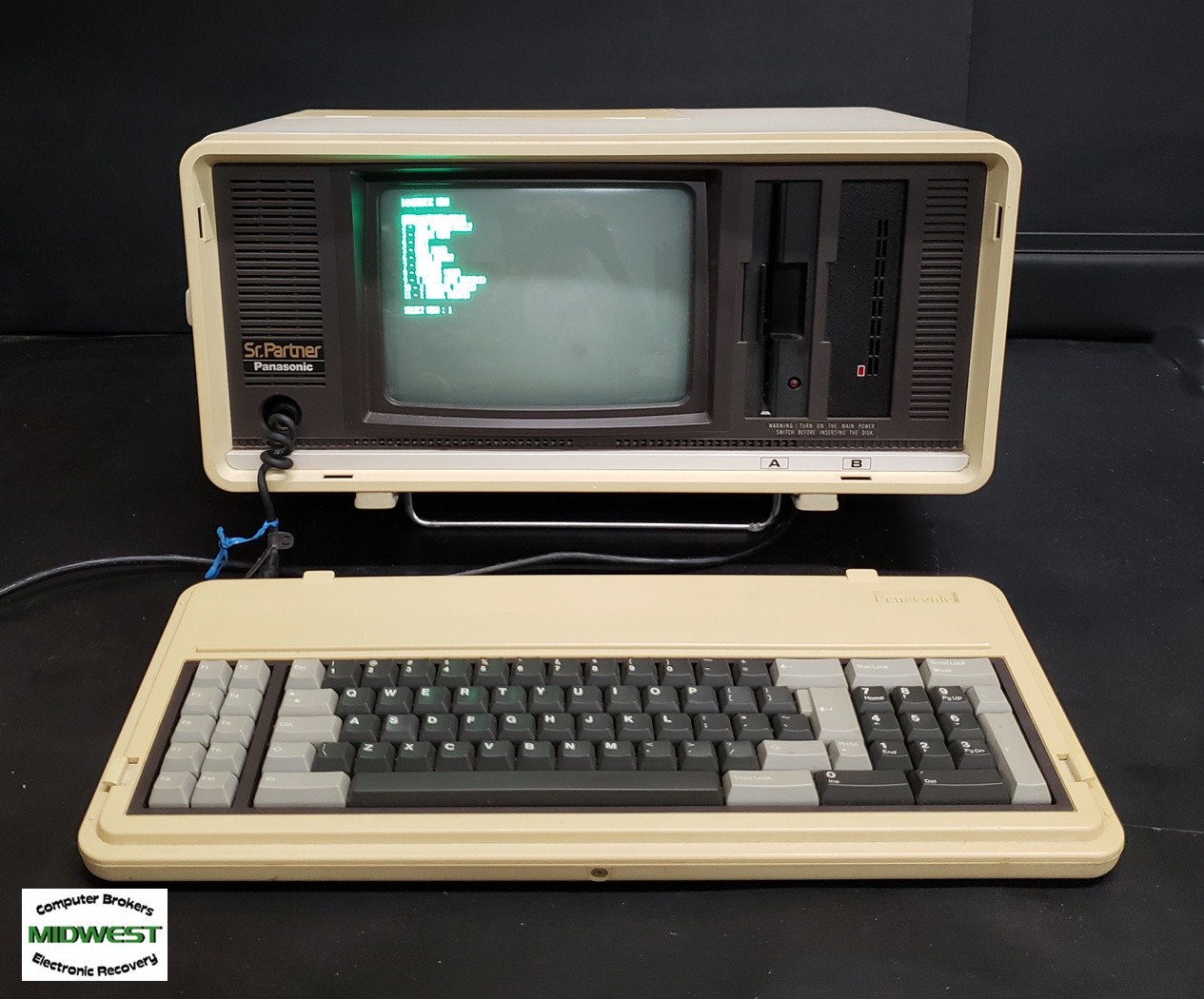 Vintage Panasonic Sr. Partner RL-H7000W Portable IBM PC-Compatible Computer