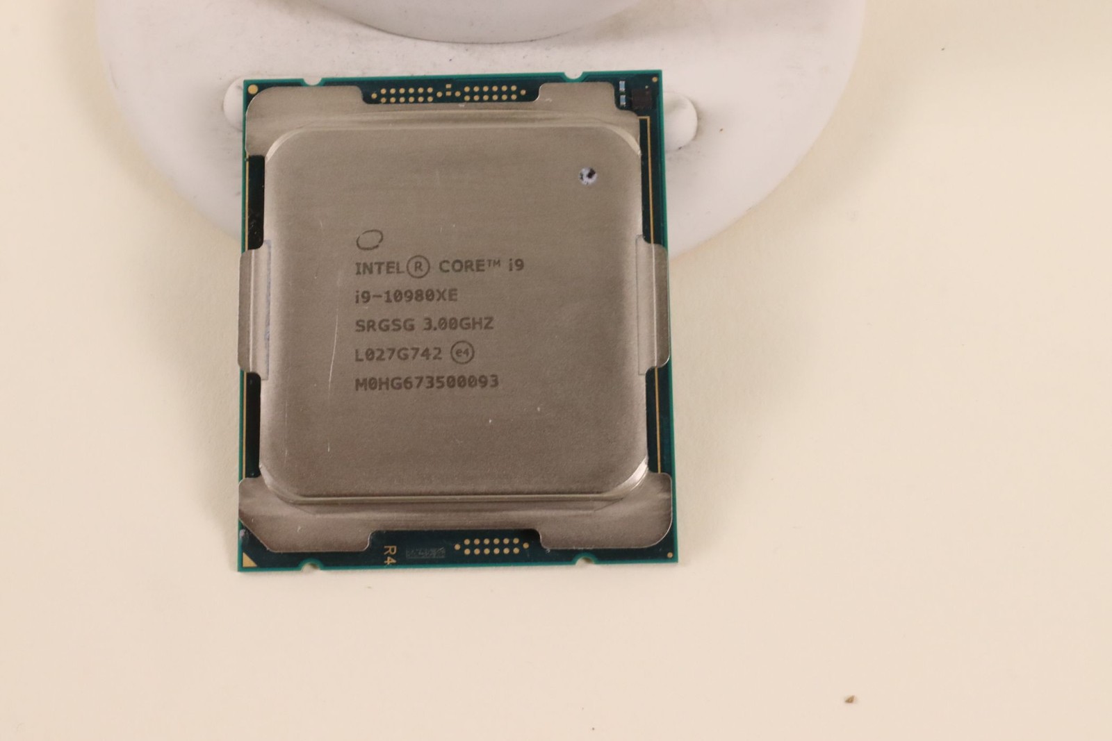 INTEL CORE I9-10980XE PROCESSOR | 3.00GHZ | SRGSG INTEL CORE I9-10980XE PROCESSOR | 3.00GHZ | SRGSG