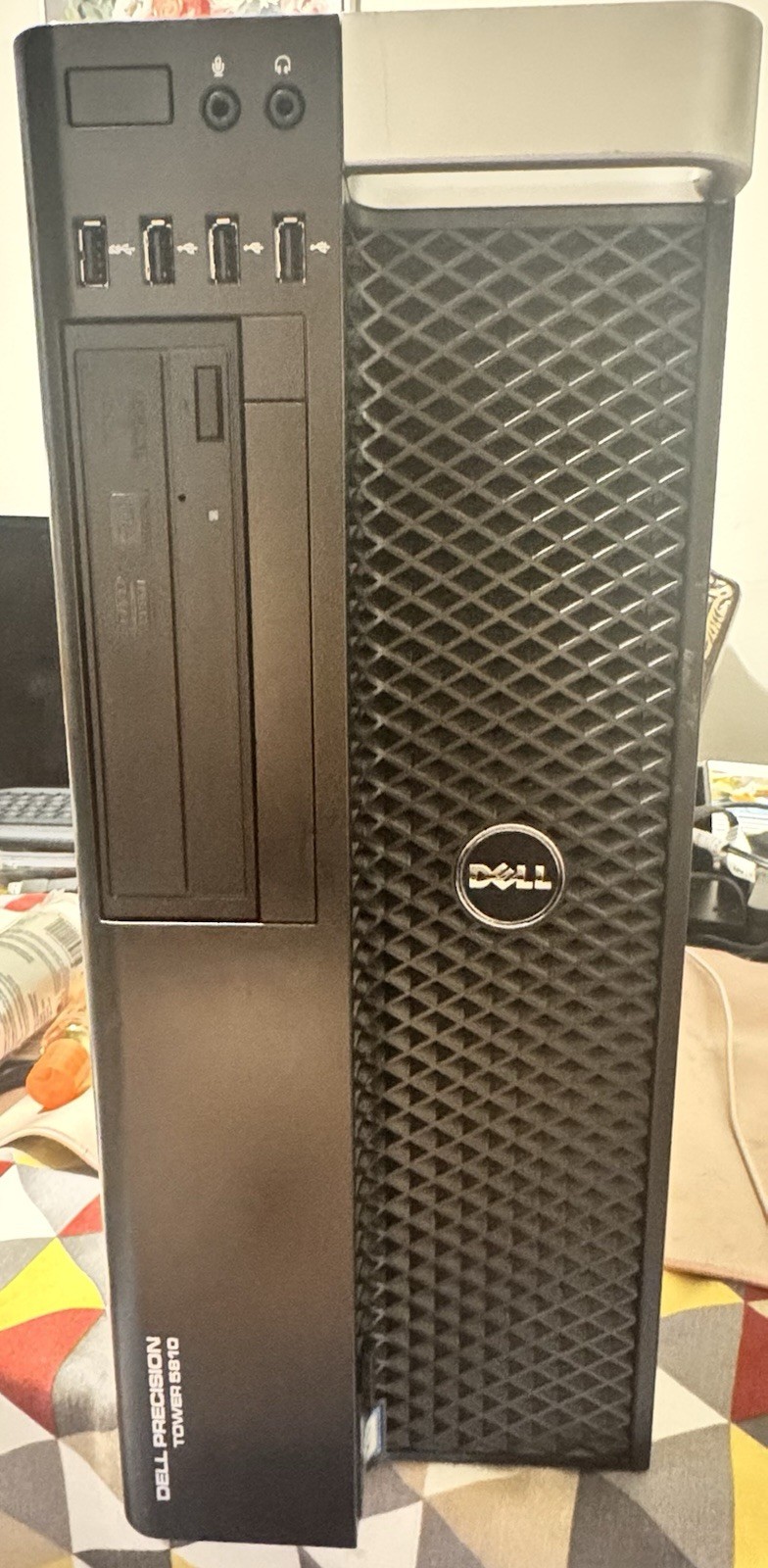 Dell Precision T5810 Xeon E5-2690 v4 64GB DDR4 512GB SSD 1TB Quadro K2200 WiFi Dell Precision T5810 Xeon E5-2690 v4 64GB DDR4 512GB SSD 1TB Quadro K2200 WiFi