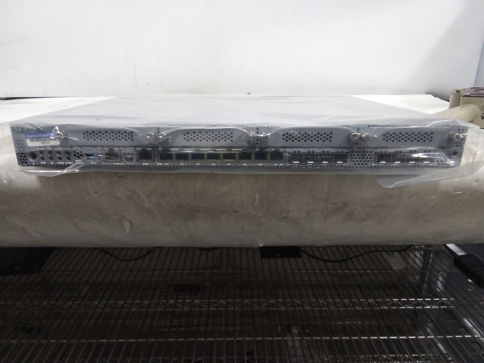 Juniper Networks SRX345-SYS-JB REV: C Network Firewall Switch