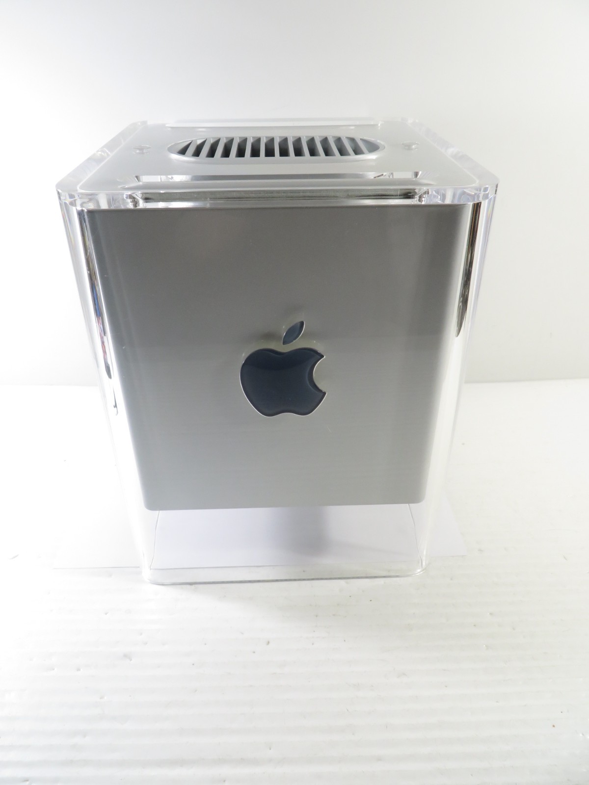 Vintage Apple Power Mac G4 Cube M7886 2000 450MHz 64MB RAM 20GB HD, Nice Vintage Apple Power Mac G4 Cube M7886 2000 450MHz 64MB RAM 20GB HD, Nice