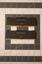 Crucial Ballistix 16GB (2 x 8GB) DDR4-3200 DRAM PC4-25600 picture