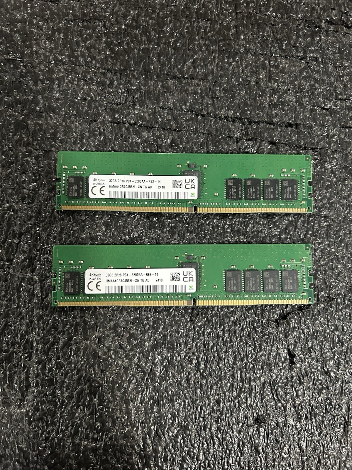 Set of 2 HMAA4GR7CJR8N-XN HYNIX 32GB (1X32GB) 2Rx8 PC4-3200AA MEMORY 