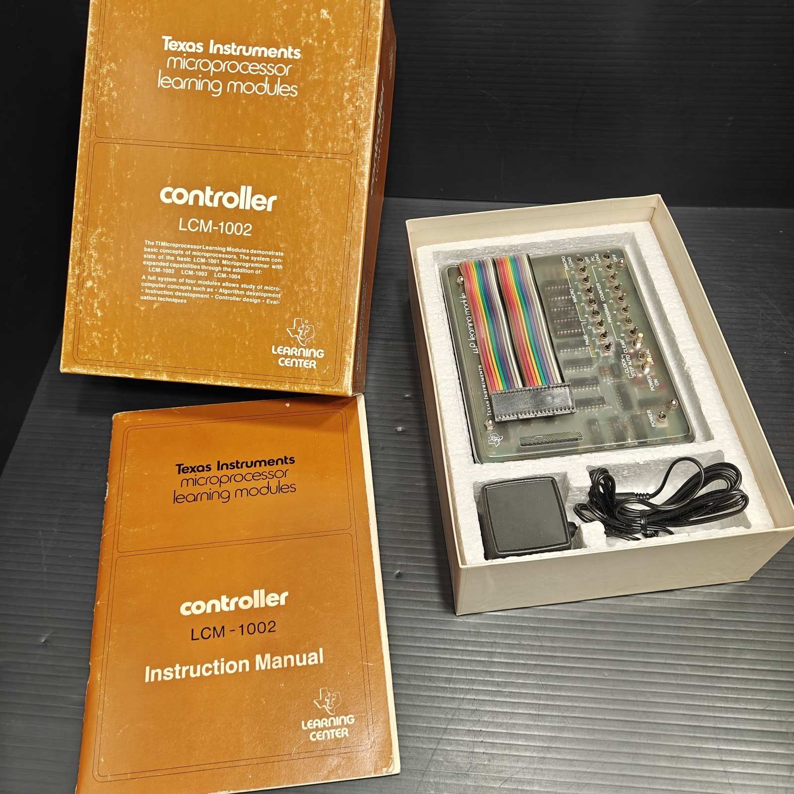 Vintage 1976 Texas Instruments LCM-1002 Controller Module uP Learning w/ Box... Vintage 1976 Texas Instruments LCM-1002 Controller Module uP Learning w/ Box...