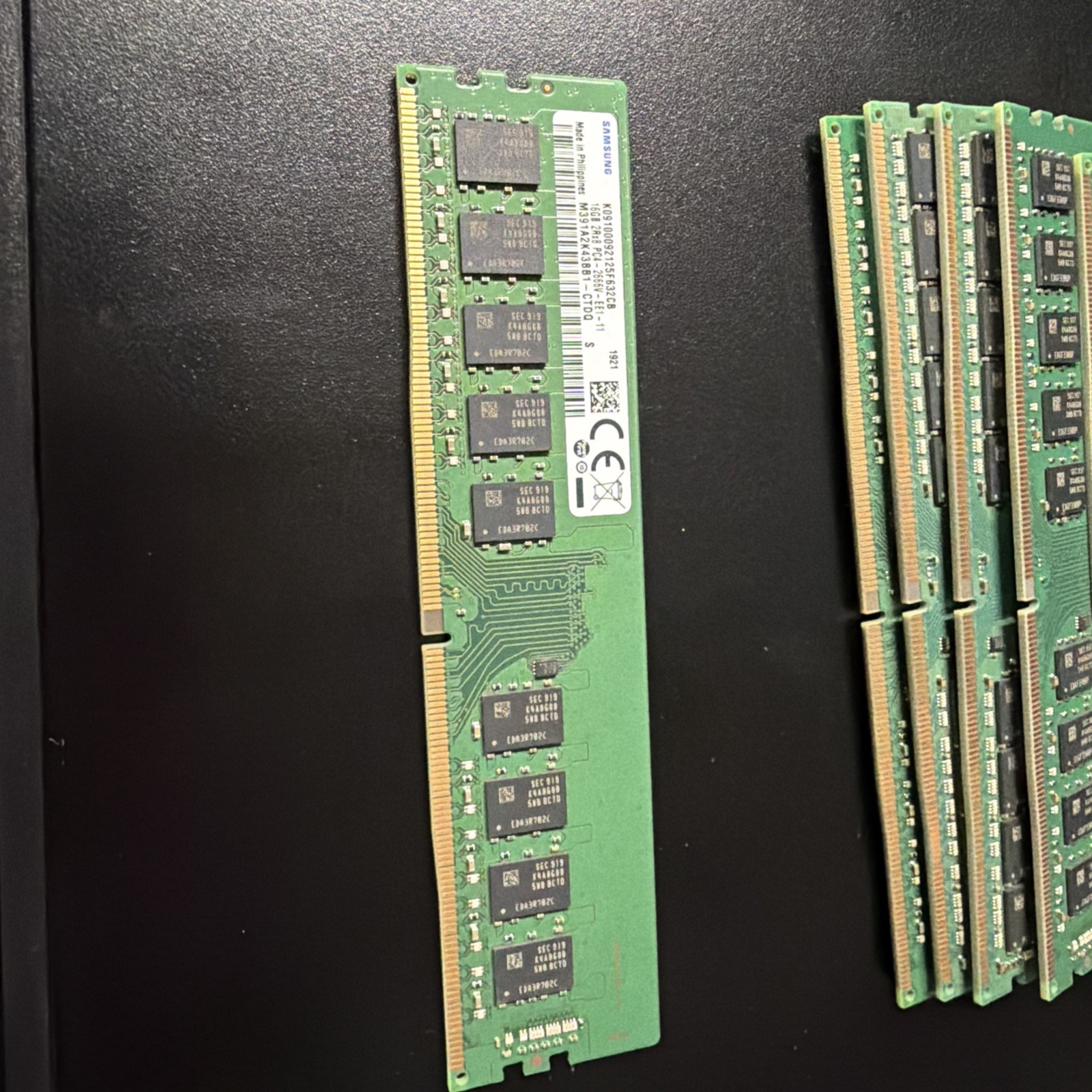 SAMSUNG 16GB 2RX8 PC4-2666V PC Desktop Memory DDR4-2666MHz RAM DDR4
