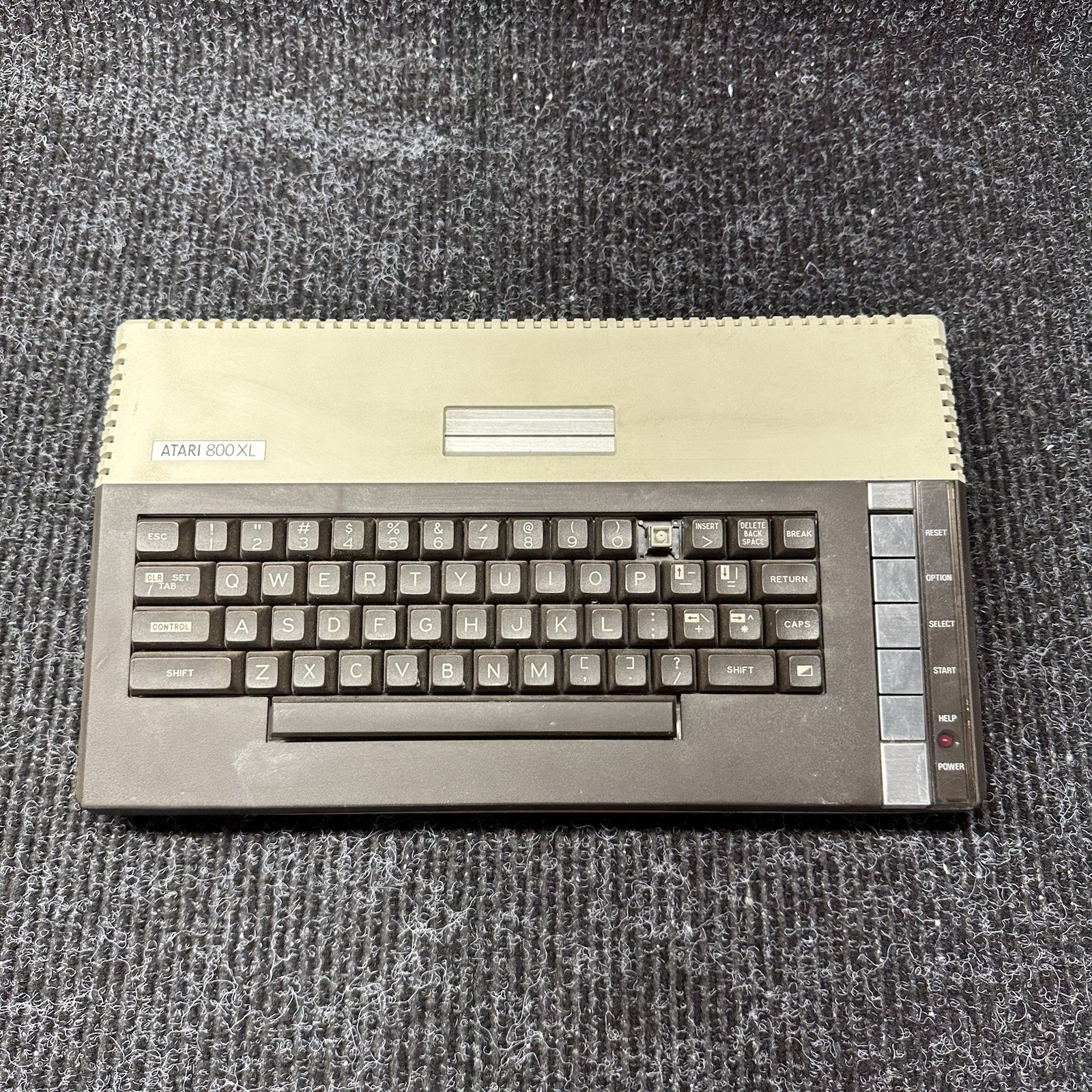 ATARI 800XL Vintage Computer *Untested* ATARI 800XL Vintage Computer *Untested*