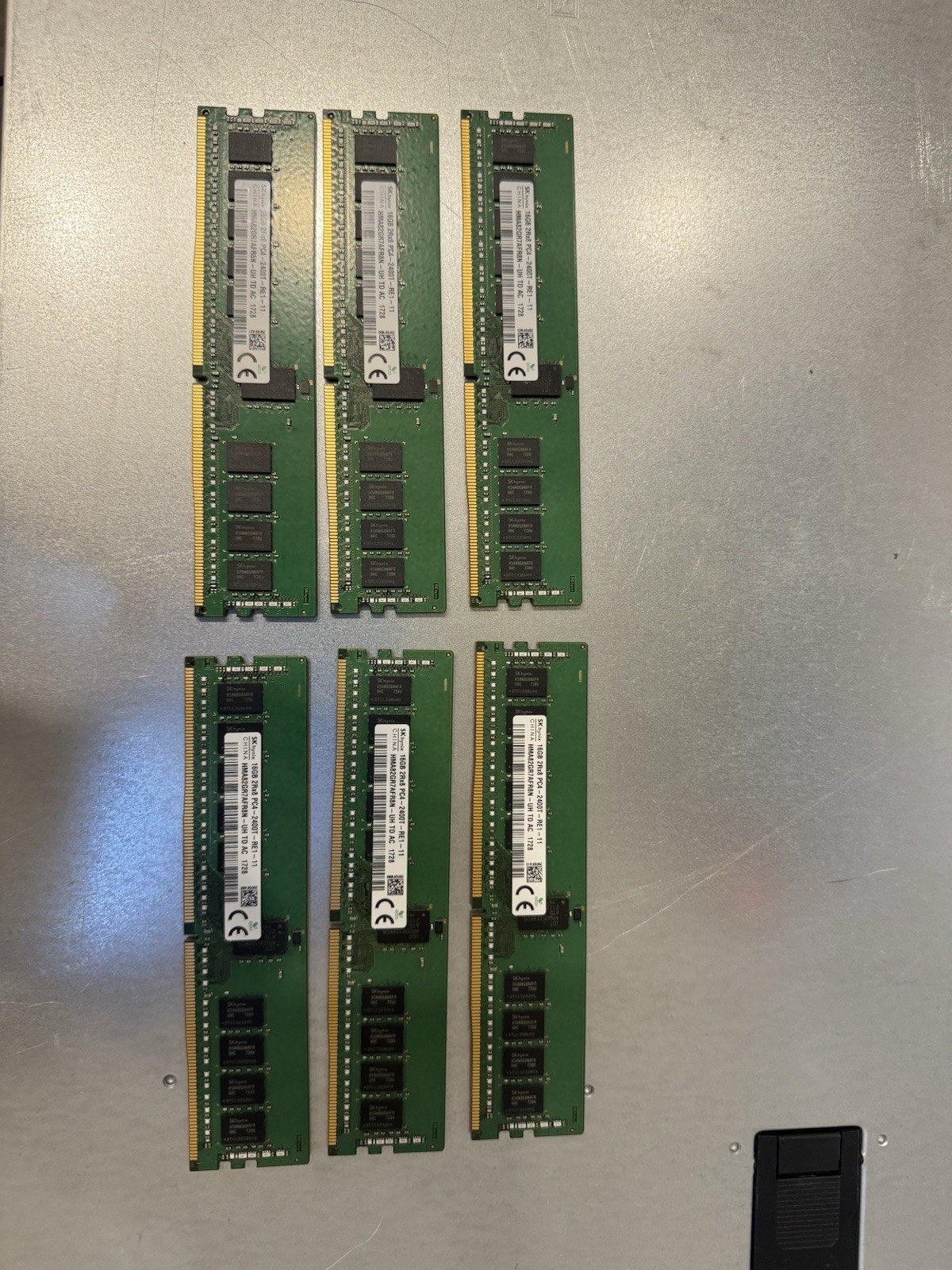 SK hynix (6 X 16GB) PC4-25600 (DDR4-2400) Memory (HMA82GR7AFR8N-XN) Tested