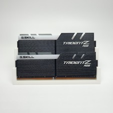 G.Skill Trident Z RGB 32gb (2x16gb) 3200mhz ddr4 DIMM TESTED picture