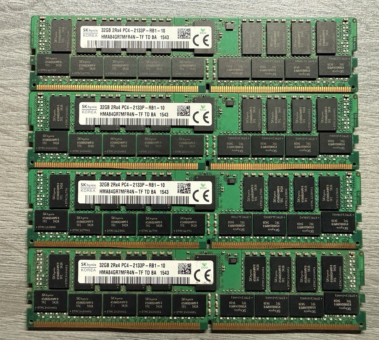 128GB (4x32GB) SK Hynix HMA84GR7MFR4N-TF DDR4-2133 ECC RDIMM PC4-17000 2Rx4 128GB (4x32GB) SK Hynix HMA84GR7MFR4N-TF DDR4-2133 ECC RDIMM PC4-17000 2Rx4