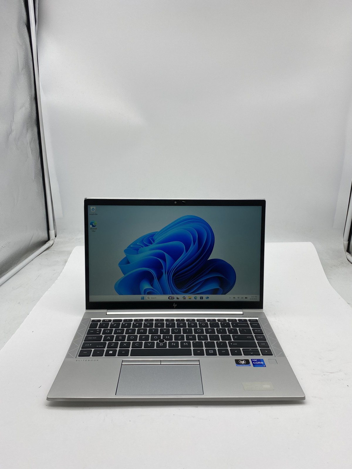 HP EliteBook 840 G8 Laptop Intel Core i7 1165G7 16GB 256GB SSD Windows 11 Pro
