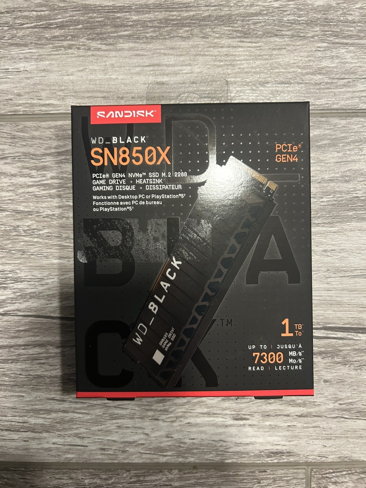 NEW WD_BLACK 1TB SN850X NVMe Internal Gaming Solid State Drive with Heatsink NEW WD_BLACK 1TB SN850X NVMe Internal Gaming Solid State Drive with Heatsink