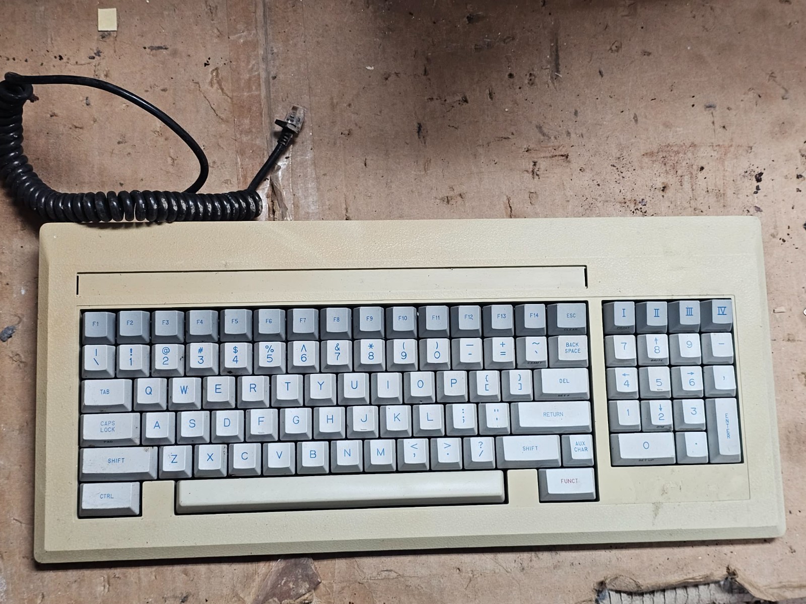 Very Rare MAI Basic Four 4309 EVDT Terminal Keyboard 400433-001 Vintage 1983