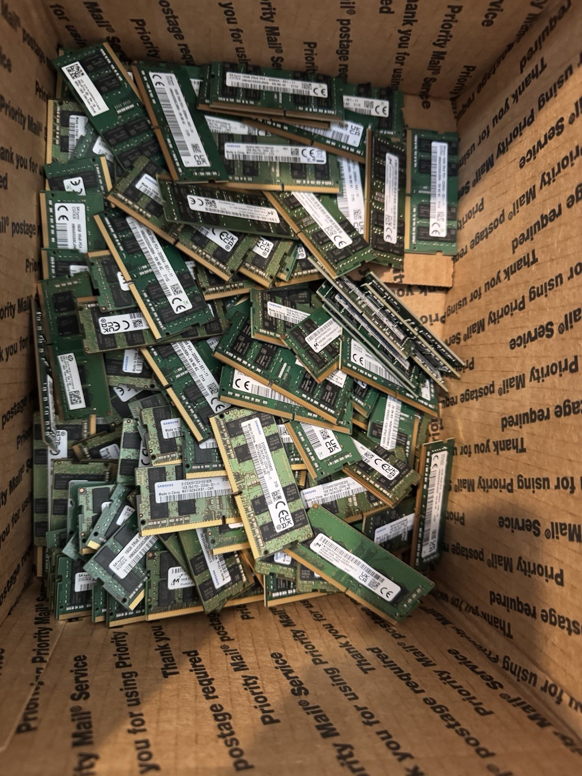 130 16 GB PC4 3200AA Ram Modules