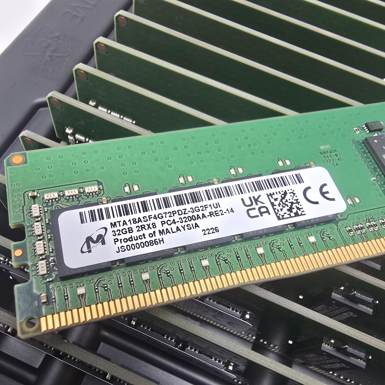 768GB - 24 - Micron 32GB DDR4-3200 RDIMM Server Memory (MTA18ASF4G72PZ-3GF1UI) 768GB - 24 - Micron 32GB DDR4-3200 RDIMM Server Memory (MTA18ASF4G72PZ-3GF1UI)