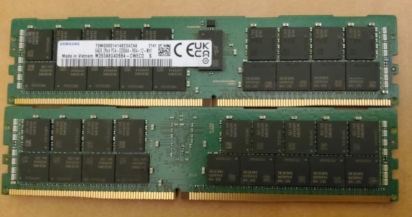 SAMSUNG 64GB 2Rx4 PC4-3200AA-RB4-12-MH1 DDR4 ECC RDIMM M393A8G40BB4-CWECO