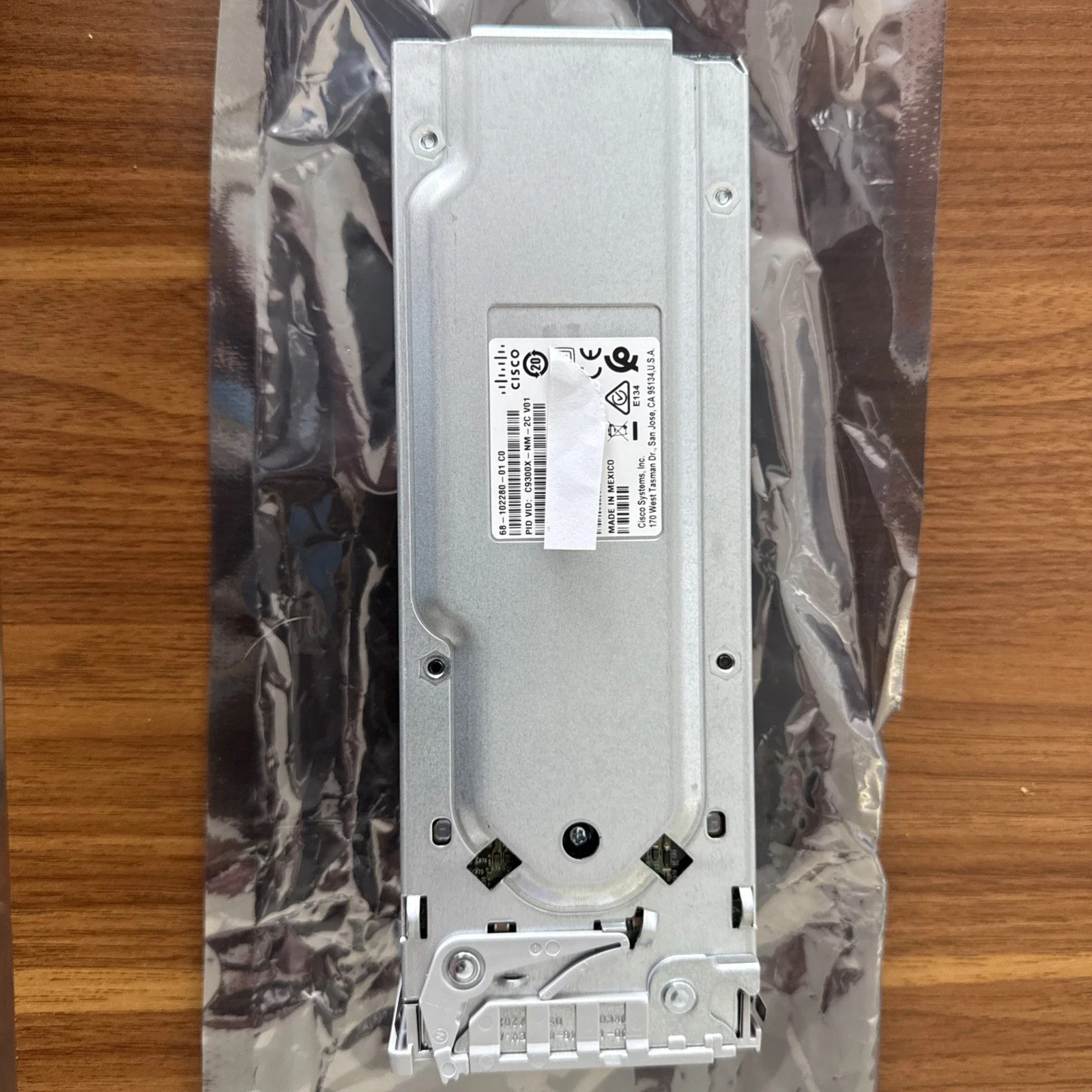 The Cisco Catalyst C9300X-NM-2C is a professional networking adapter designed fo The Cisco Catalyst C9300X-NM-2C is a professional networking adapter designed fo