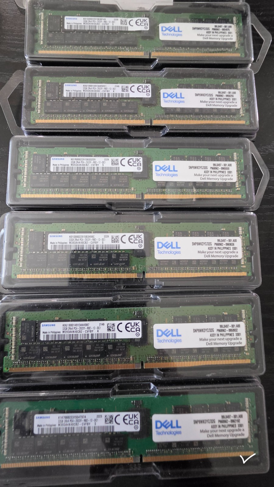 10x Dell Samsung 32GB 2Rx4 PC4-2933Y M393A4K40CB2-CVF