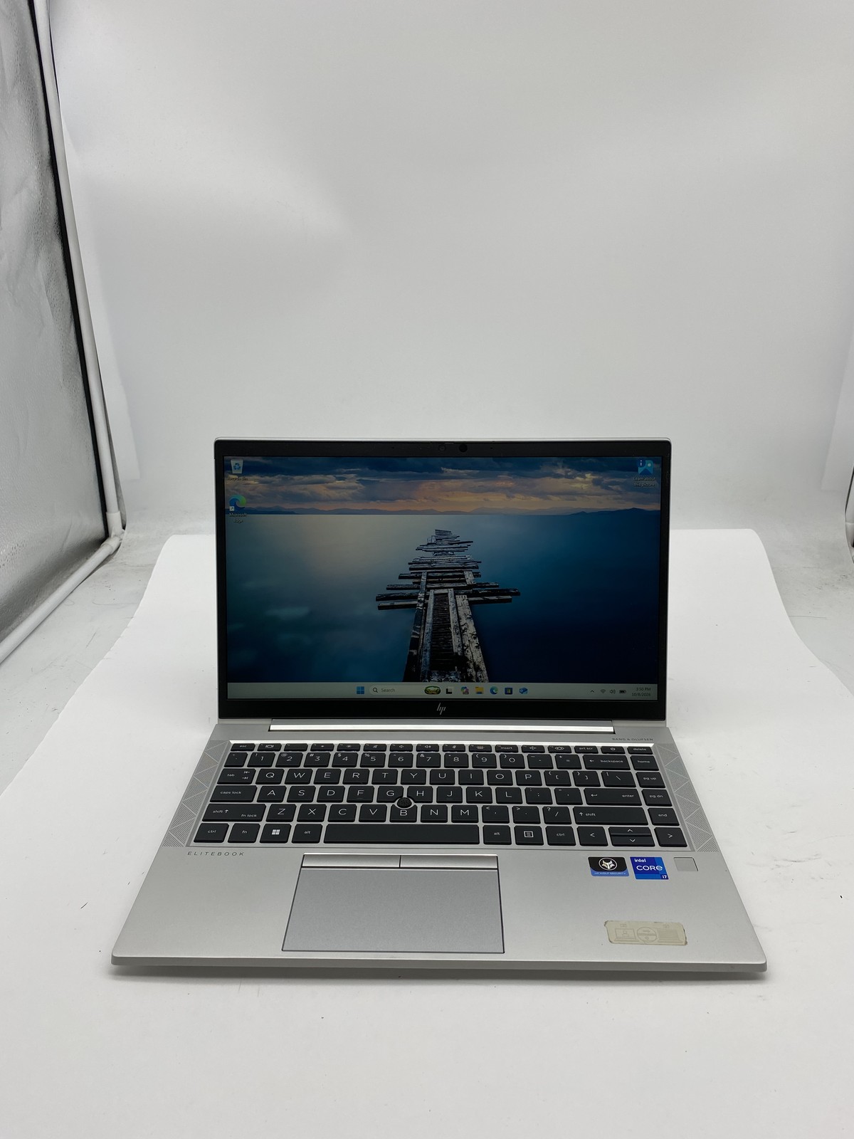 HP EliteBook 840 G8 Laptop Intel Core i7 1165G7 2.8GHz 16GB 256GB SSD W11P HP EliteBook 840 G8 Laptop Intel Core i7 1165G7 2.8GHz 16GB 256GB SSD W11P