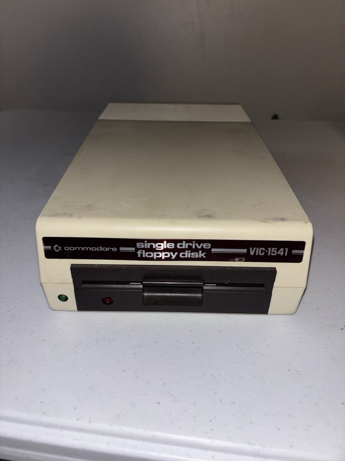 Vintage Commodore VIC-1541 Floppy Disc Drive Untested Vintage Commodore VIC-1541 Floppy Disc Drive Untested