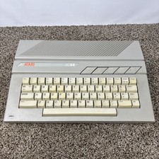 VTG Atari 130XE Home Computer System 130 XE  Parts or Repair READ picture