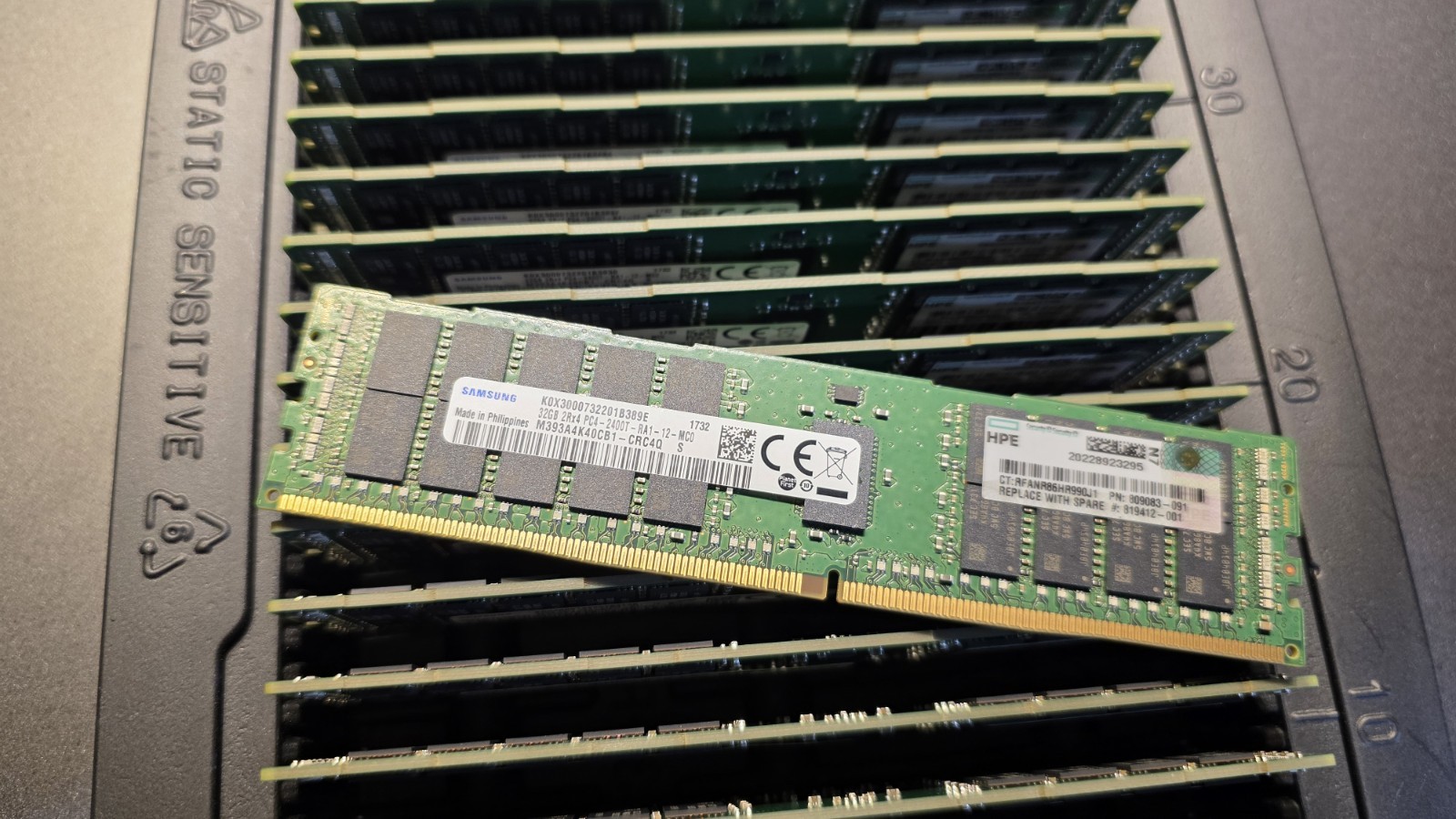 1x 32gb Samsung PC4-2400T DDR4 HPE Certified Server RAM - PN M393A4K40CB1-CRC4Q 1x 32gb Samsung PC4-2400T DDR4 HPE Certified Server RAM - PN M393A4K40CB1-CRC4Q