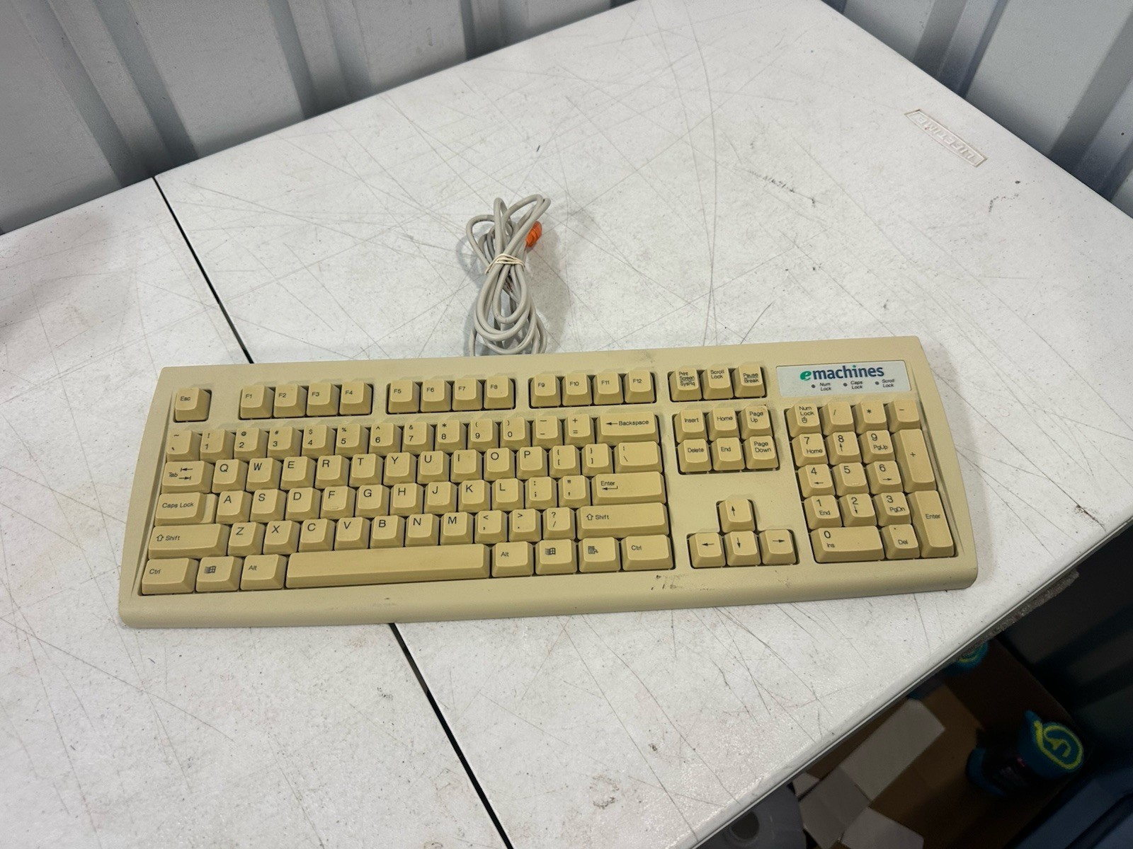 eMachines KB-2971 Vintage Beige PS/2 Wired Keyboard Tested Working