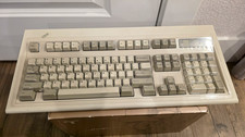 Vintage IBM Model M Keyboard picture