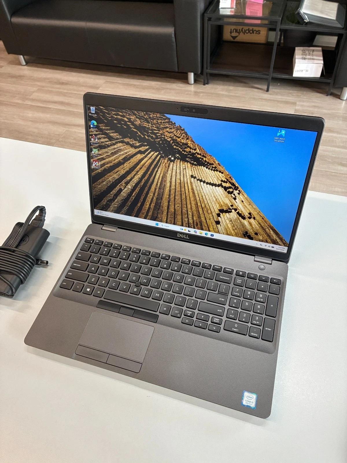 Dell Precision 3541 Laptop i5-9300H 2.4GHz 256GB SSD 16GB RAM Win 11 Pro Dell Precision 3541 Laptop i5-9300H 2.4GHz 256GB SSD 16GB RAM Win 11 Pro