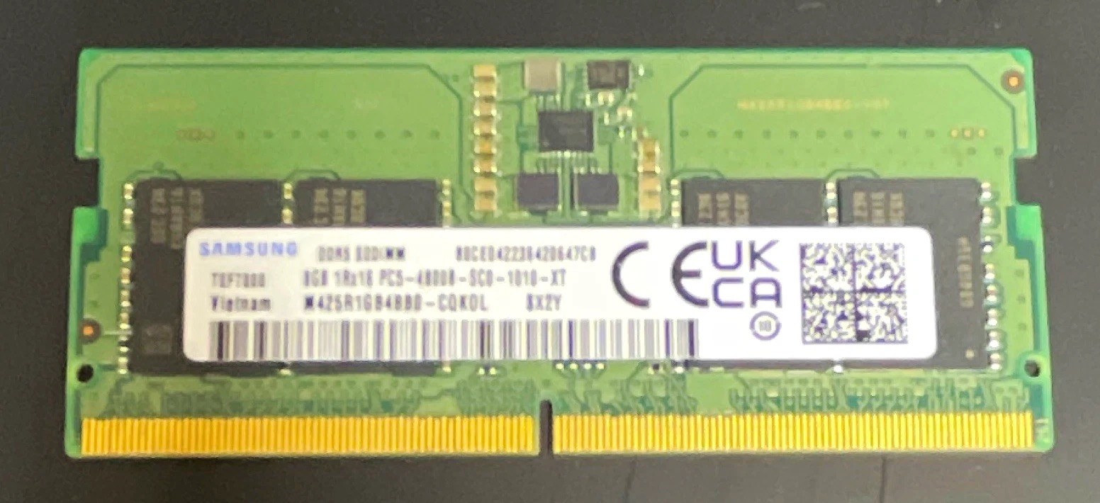 Samsung 8GB PC5-4800B SO-DIMM 260-Pin DDR4 SDRAM RAM M425R1GB4BB0-CQK0L