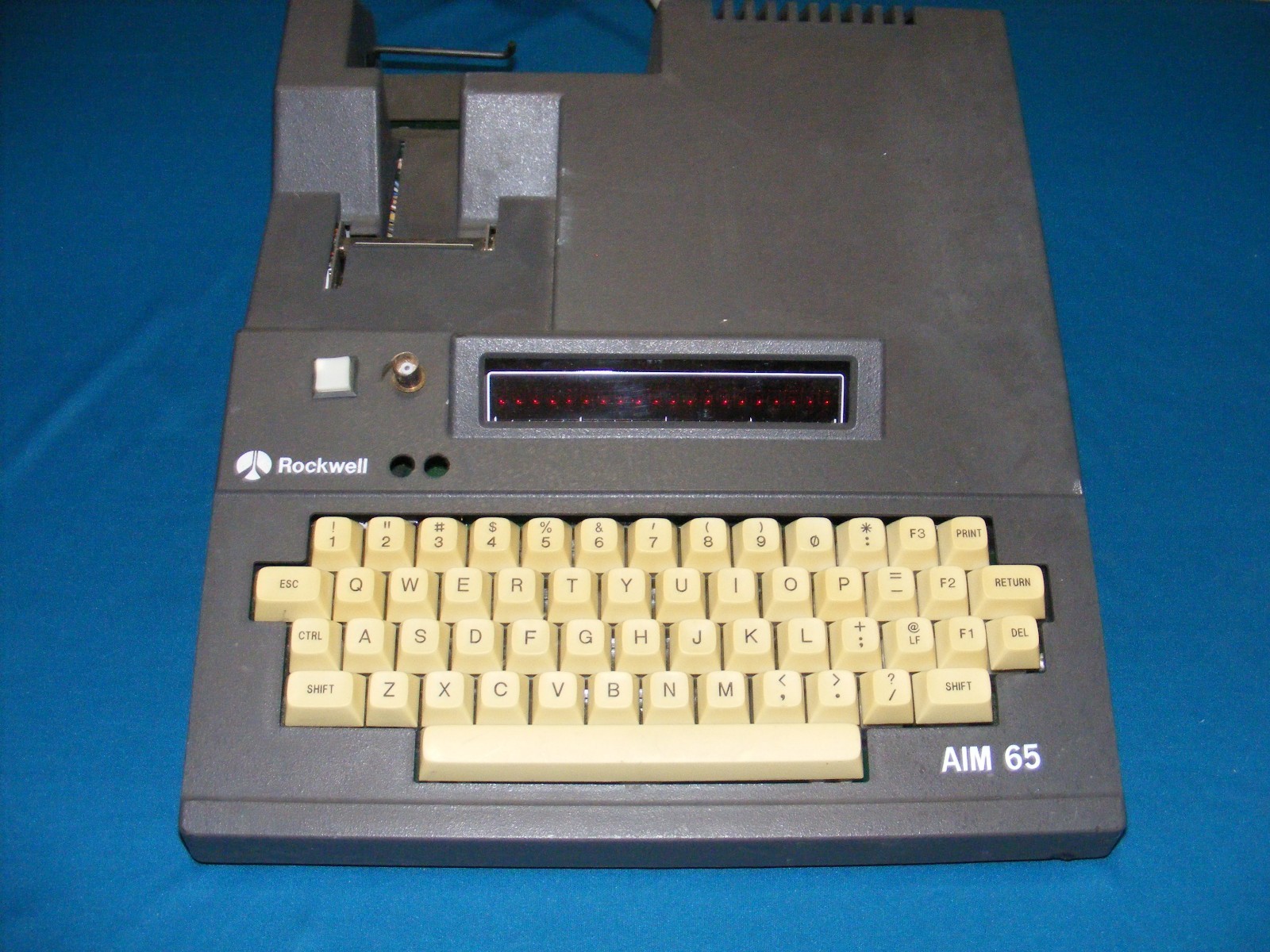 Rare Vintage Rockwell AIM-65 Microcomputer 6500 With Several Manuals Rare Vintage Rockwell AIM-65 Microcomputer 6500 With Several Manuals