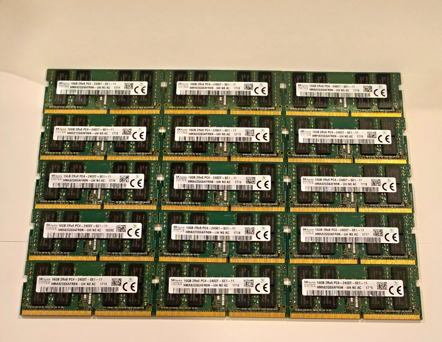 240 GB Total- 15 units -SK Hynix 16GB DDR4-2400 SODIMM - HMA82GS6AFR8N-UH NO AC 240 GB Total- 15 units -SK Hynix 16GB DDR4-2400 SODIMM - HMA82GS6AFR8N-UH NO AC