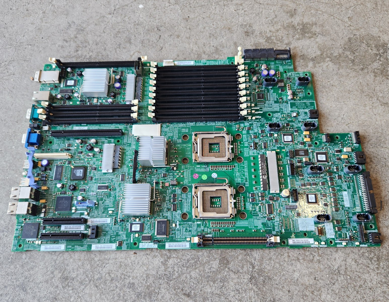 IBM 43W0331 System x3550 Server Board LGA771 DDR2 16 DIMM RJ-45