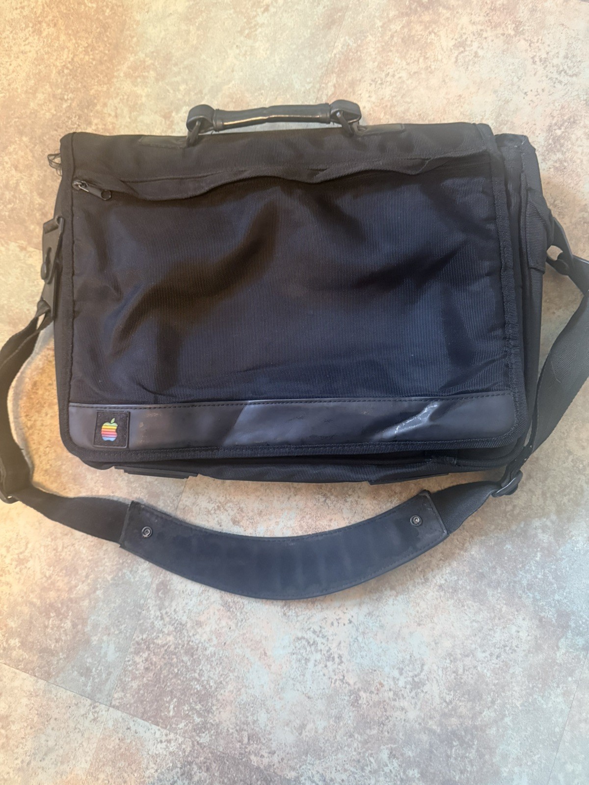Vintage 90s Black Macintosh Apple Messenger Laptop Shoulder Bag Vintage 90s Black Macintosh Apple Messenger Laptop Shoulder Bag
