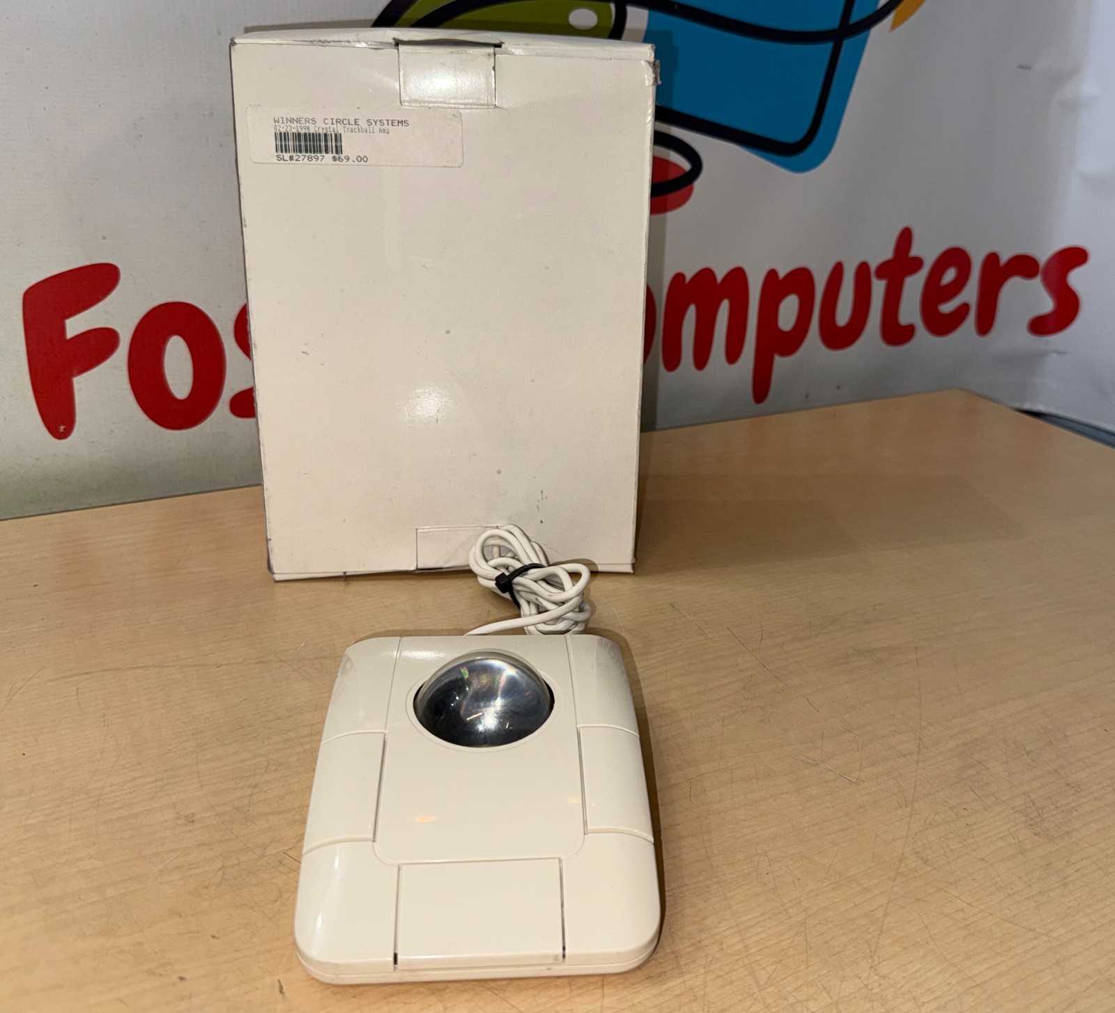 1998 Winners Circle Systems Crystal Trackball Amiga Commodore 9-Pin DE-9 DB9 1998 Winners Circle Systems Crystal Trackball Amiga Commodore 9-Pin DE-9 DB9