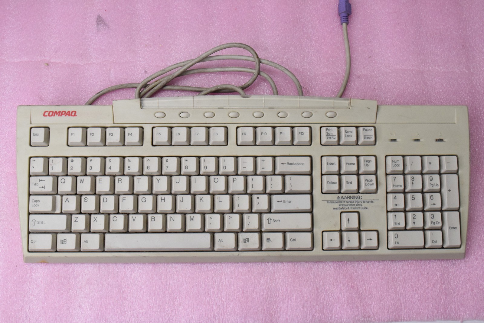 Vintage Compaq KB-9963 122659-006 PS/2 Keyboard - TESTED Vintage Compaq KB-9963 122659-006 PS/2 Keyboard - TESTED