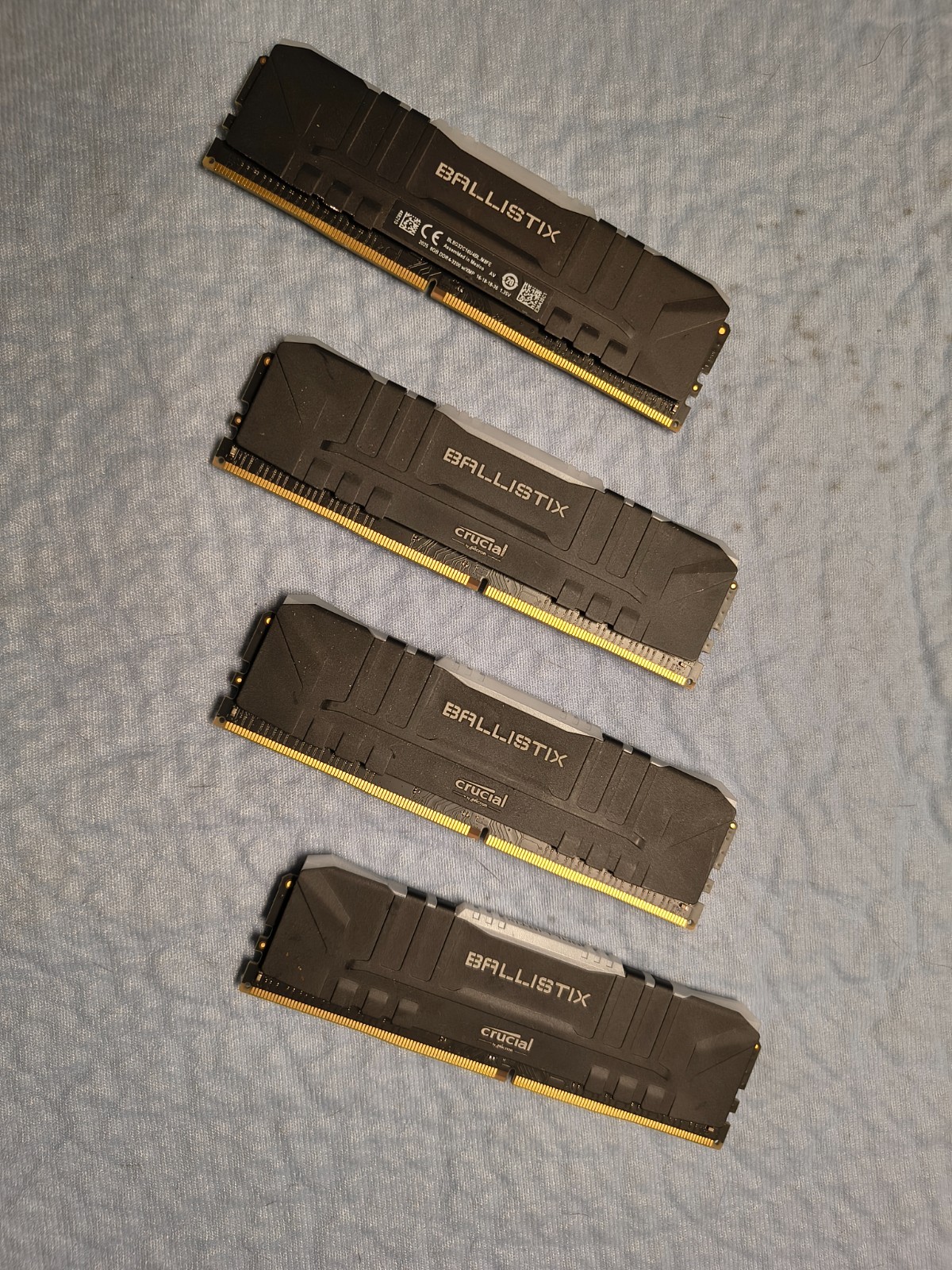 Crucial Ballistix 32GB CL16 (4x8GB) RAM DDR4 3200MHz BL8G32C16U4B.M8FE1