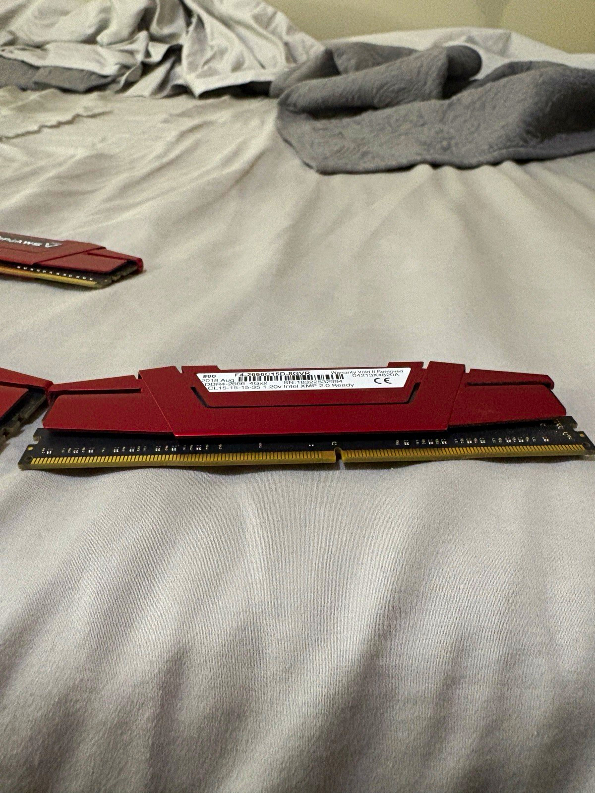 G.SKILL Ripjaws V 8GB (2x4GB) DDR4-2666 288-Pin DIMM RAM F4-2666C15D-8GVR
