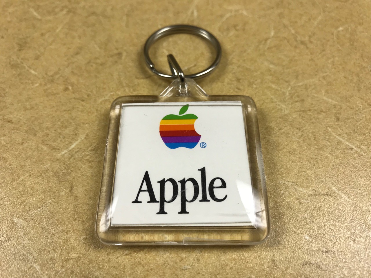 Coolest Apple Keychain Ever ____ Apple Computer Rainbow Logo __Vintage RARE FIND Coolest Apple Keychain Ever ____ Apple Computer Rainbow Logo __Vintage RARE FIND