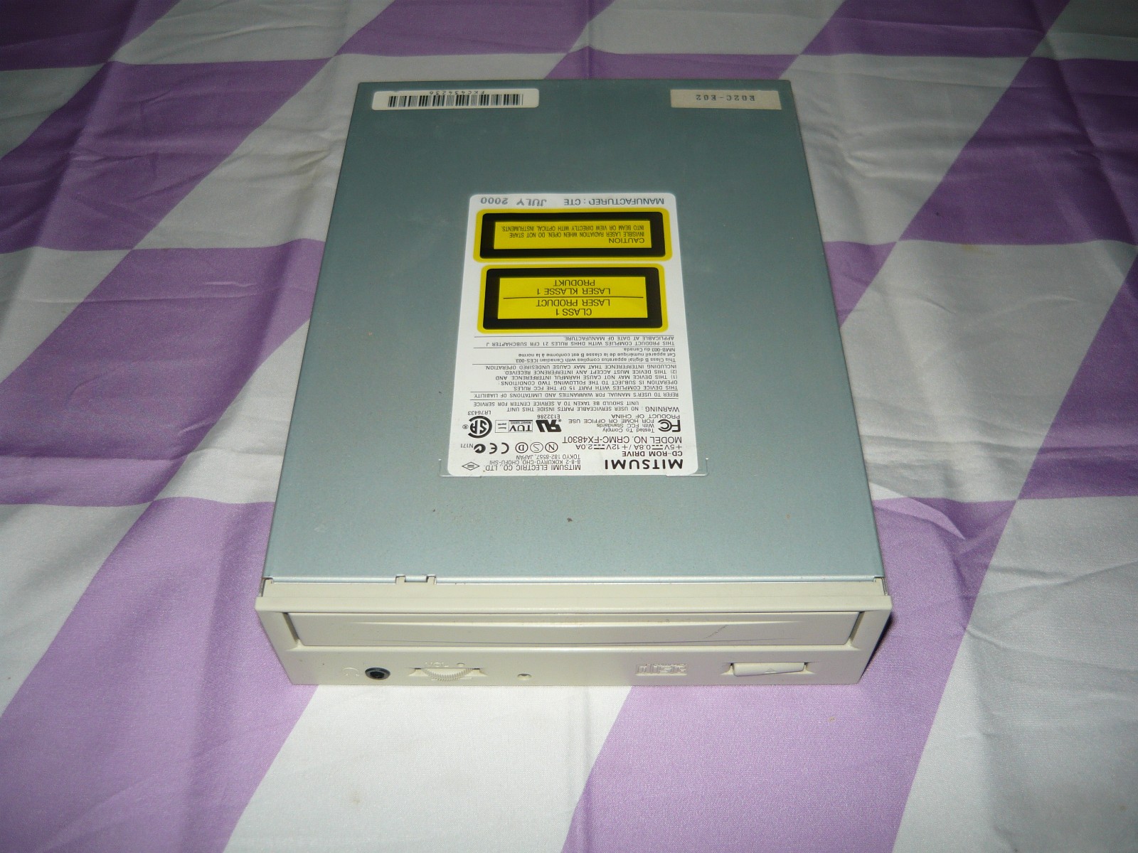Vintage Mitsumi CD-ROM Drive 48X CRMC-FX4830T Used Vintage Mitsumi CD-ROM Drive 48X CRMC-FX4830T Used
