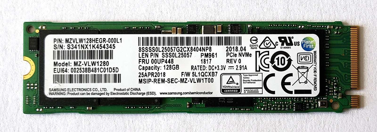 Samsung PM961 (MZVLW128HEGR-000L1) 128GB PCIe NVMe M.2 SSD Samsung PM961 (MZVLW128HEGR-000L1) 128GB PCIe NVMe M.2 SSD