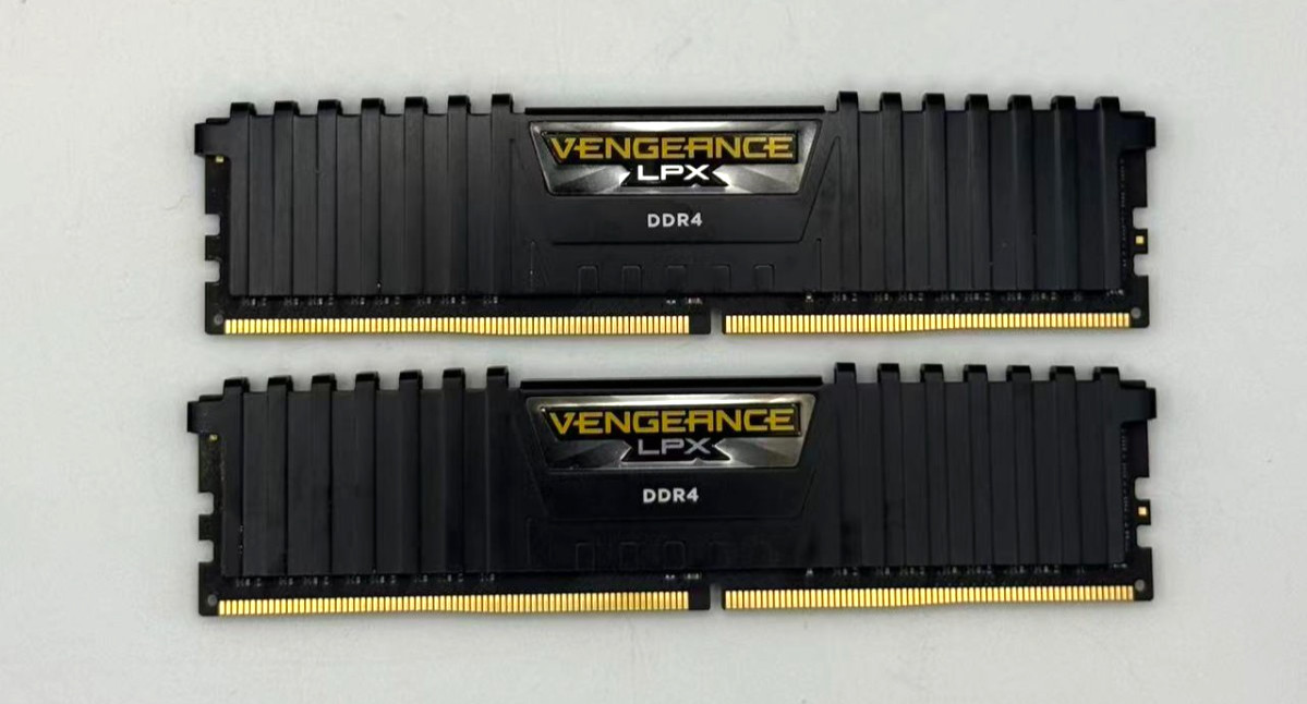 Corsair Vengeance LPX 16GB (2x8GB) RAM DDR4 3200MHz CMK32GX4M4B3200C16