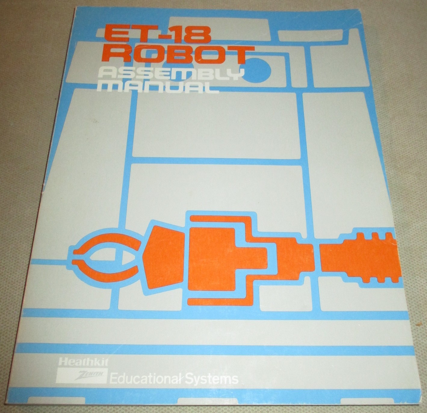 Vintage Heathkit Hero Robot ET-18 Assembly Manual 1982 Vintage Heathkit Hero Robot ET-18 Assembly Manual 1982