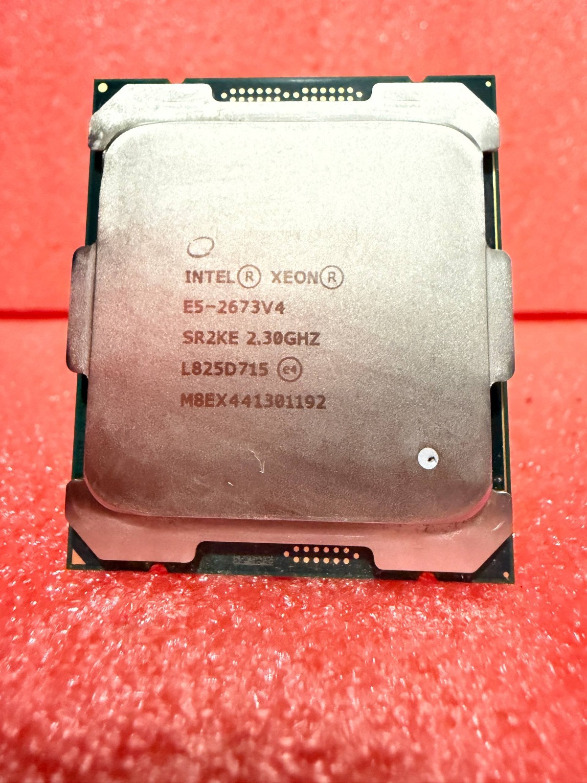 Intel Xeon E5-2673 V4 LGA2011-3 Server CPU Processor 20-Core 50MB SR2KE 2.30GHz Intel Xeon E5-2673 V4 LGA2011-3 Server CPU Processor 20-Core 50MB SR2KE 2.30GHz