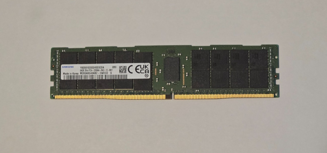 Samsung 64GB 2Rx4 PC4 3200AA DDR4 ECC M393A8G40AB2-CWEC0