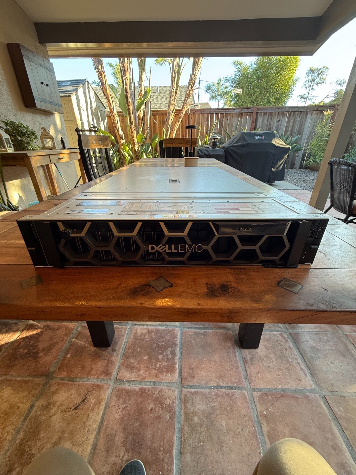 Dell PowerEdge R750 2x Xeon Gold 6326 96GB 12x1.92TB SSD H755 Win 2022 Dell PowerEdge R750 2x Xeon Gold 6326 96GB 12x1.92TB SSD H755 Win 2022