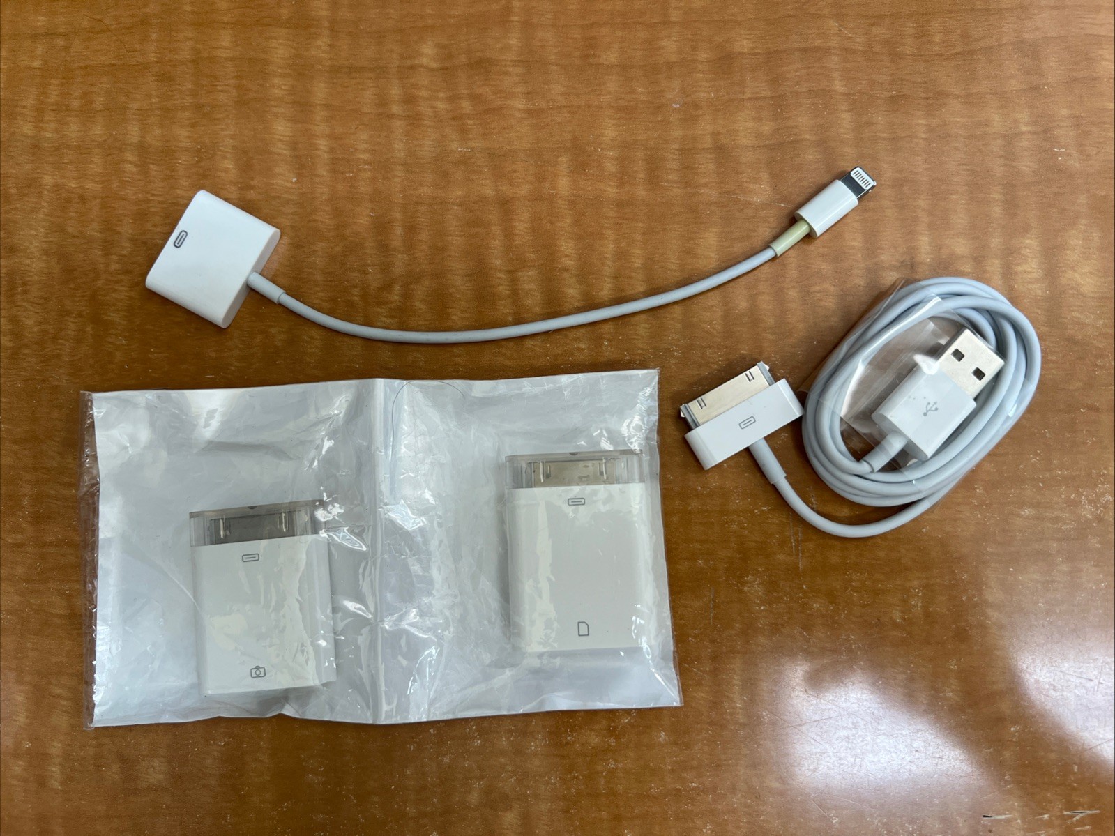 Vintage & Modern Apple Video Adapter Bundle (Lightning & 30-Pin to VGA/DVI)