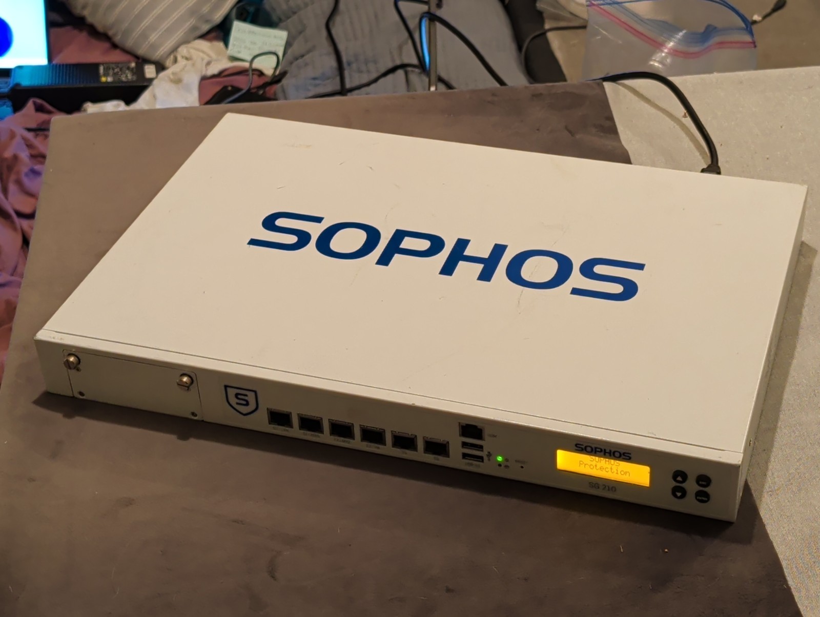 *Sophos XG 210 Rev. 3 Network Security Firewall Appliance* Sophos XG 210 Rev. 3 *Sophos XG 210 Rev. 3 Network Security Firewall Appliance* Sophos XG 210 Rev. 3