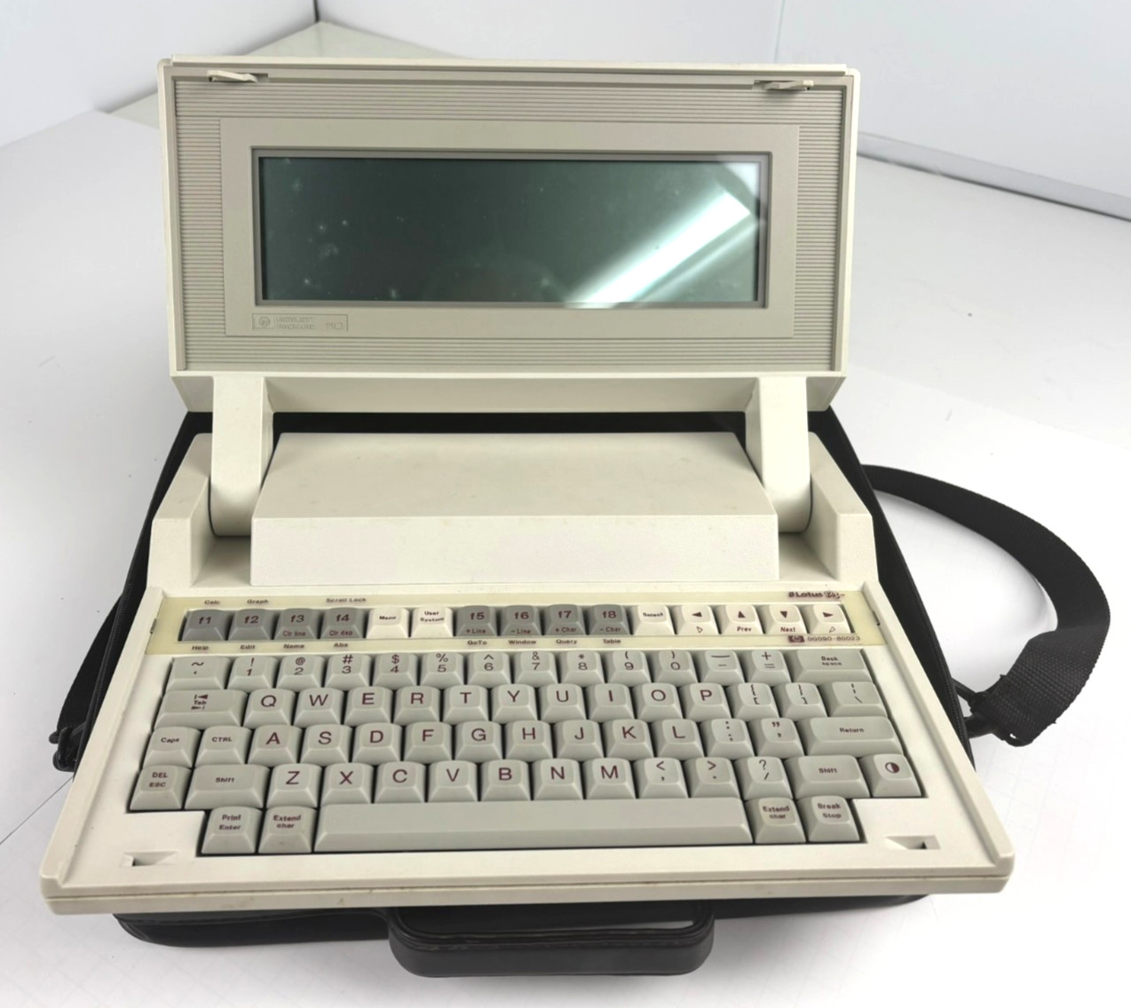 Vintage 1984 HP 110 Portable Computer 45710A Lotus 1-2-3 w/ Original Case Vintage 1984 HP 110 Portable Computer 45710A Lotus 1-2-3 w/ Original Case