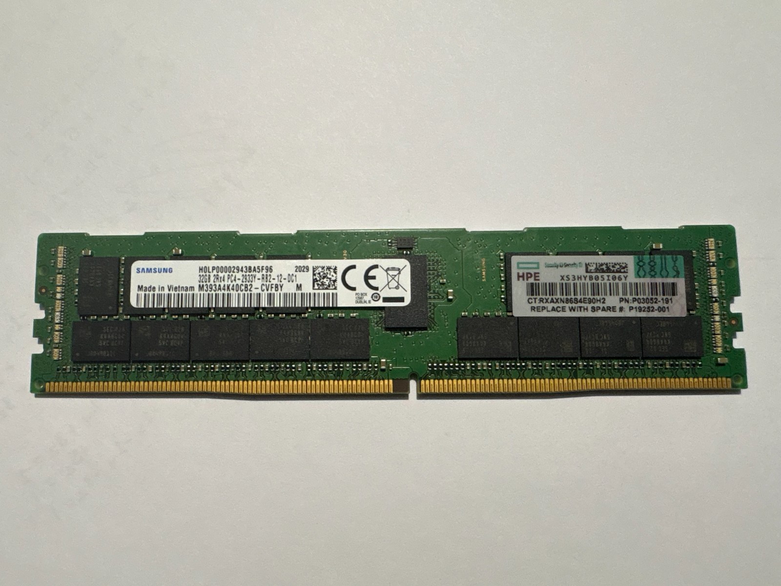 Samsung 32GB (1x32GB) DDR4-2933 RDIMM Memory M393A4K40CB2-CVF