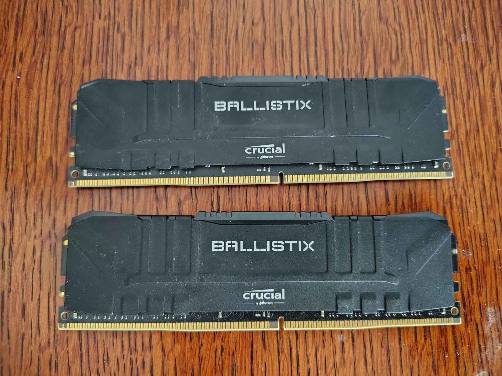 Crucial Ballistix 32GB (2x16GB) DDR4 3200MHz CL16 Desktop RAM BL16G32C16U4B.16FE
